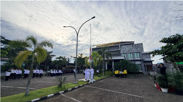 UT Banjarmasin Peringati Hari Kebangkitan Nasional dengan Upacara Bendera Libatkan Mahasiswa